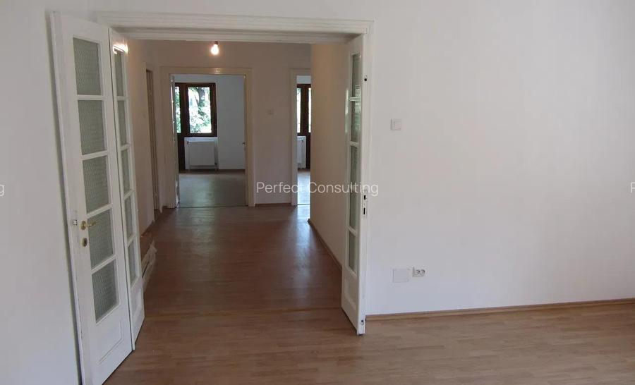Piata Sfantul Stefan- apartament 3 camere+hol  in bloc/vila  ideal birouri - 2