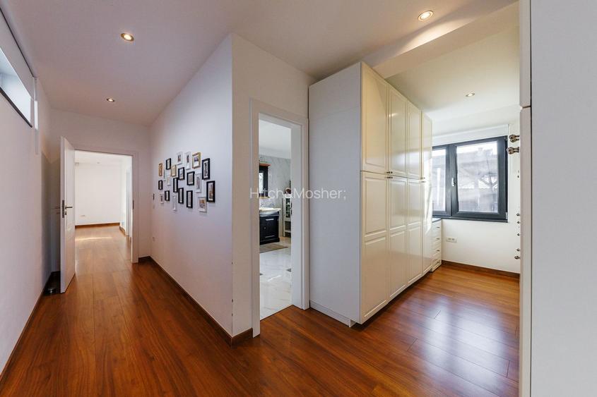 Casa cu Personalitate – Un Amestec Fascinant de Stil Istoric și Contemporan - 16