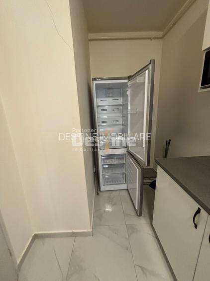 GARSONIERĂ DE ÎNCHIRIAT, COMPLET MOBILATĂ ȘI UTILATĂ, LOC DE PARCARE INCLUS. - 9