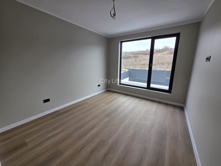 Vila eleganta Visan, intabulata / comision 0 - 12