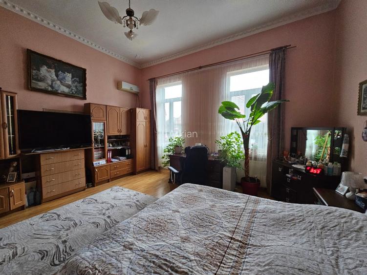 Apartament in Vila Interbelica - Monument Istoric - Calea Victoriei - 12