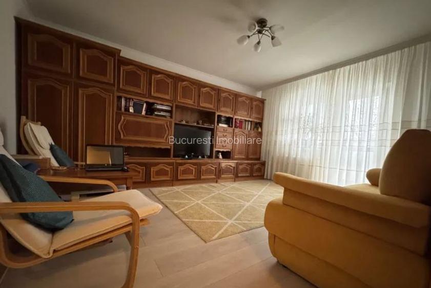 Apartament 3 Camere,Vitan Mall,bl.1990,reabilitat,et.2/8,DECOMANDAT,2 bai,Liber - 2