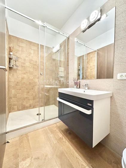 Penthouse with a generous terrace, with a superb view of Herastrau Park - 14