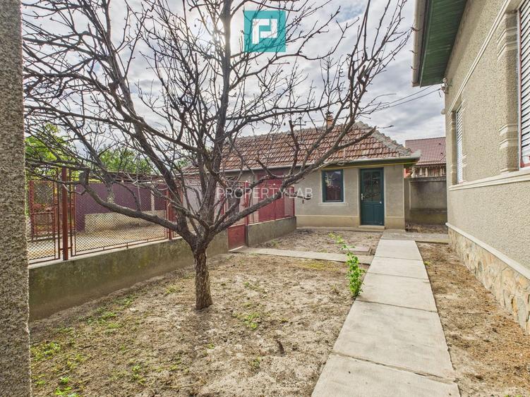 Casă cu teren generos, zonă centrală, Curtici - 25