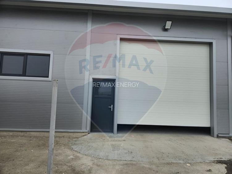 Hala noua 864m, Emerson, inaltime 9m, acces facil, comision 0 - 2