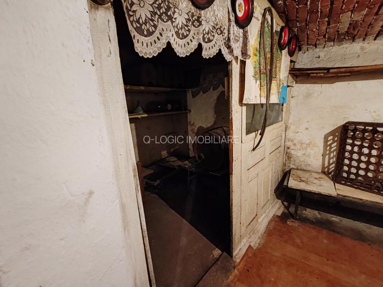 Casa 4 camere libera la vanzare TARLUNGENI - 36