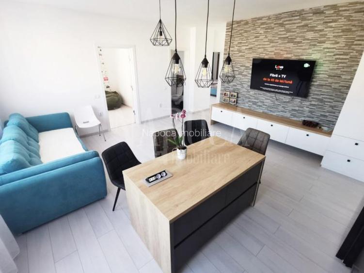 Apartament 3 camere de vanzare in Floresti - 2