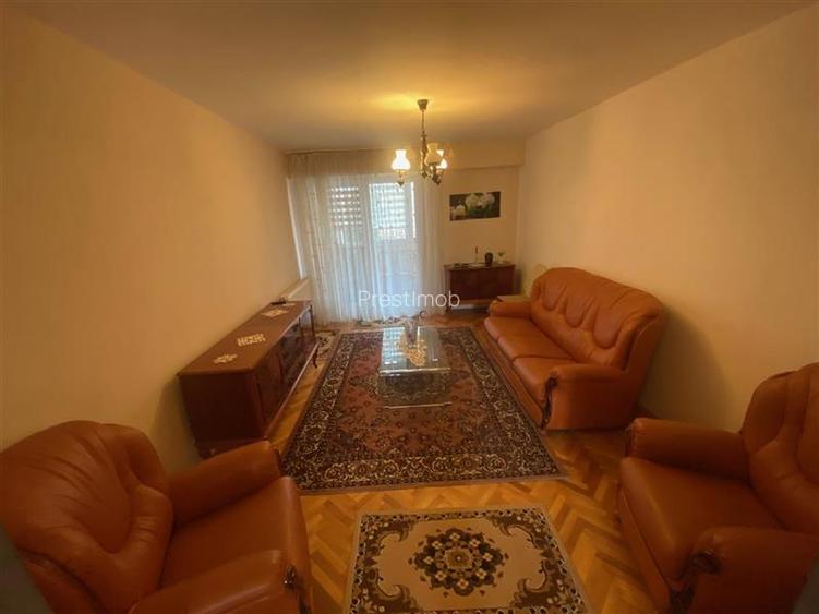 Apartament cu 3 camere de inchiriat in Tudor - 6