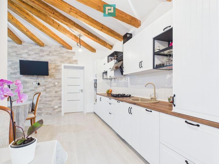 Casă Individuală cu spațiu comercial - Variaș - 17