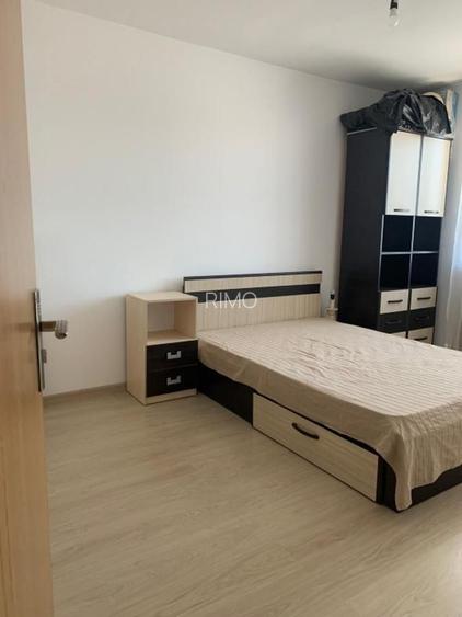 Apartament superb cu trei camere, Aparatorii Patriei, 124.000 € - 9
