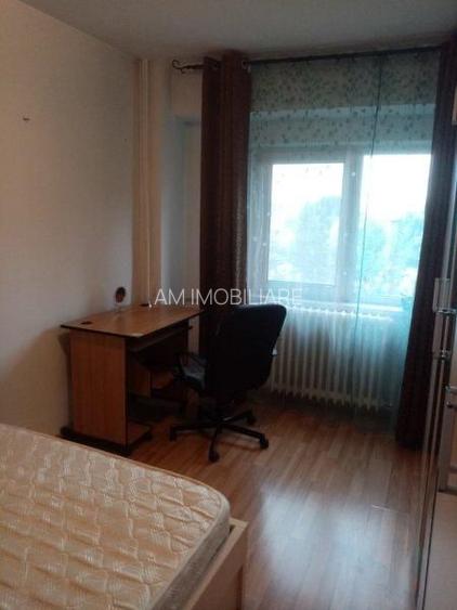 AP. 3 CAMERE TIMPURI NOI, BUCATARIE INCHISA,70 MP. UTILI,MOBILAT,AC - 3