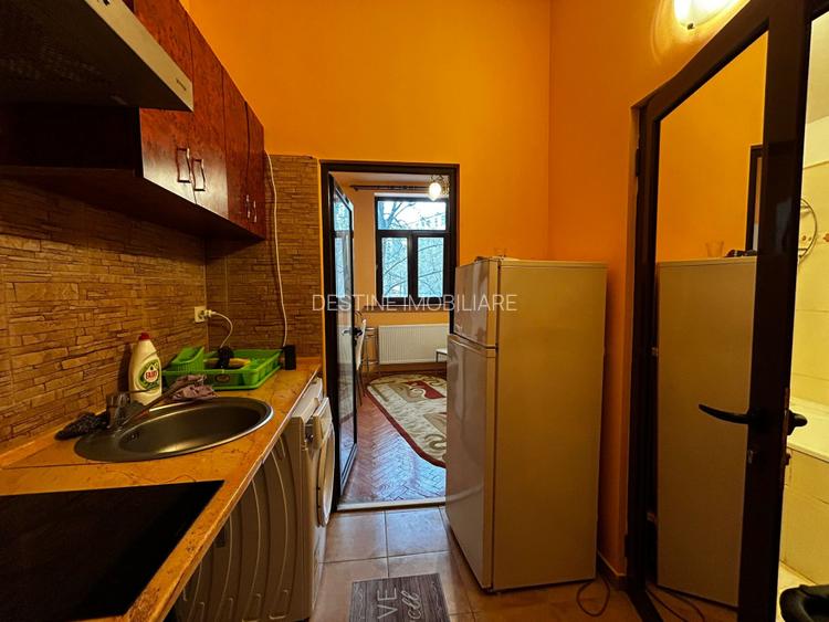 Garsoniera 18mp Copou mobilata si utilata complet - 4