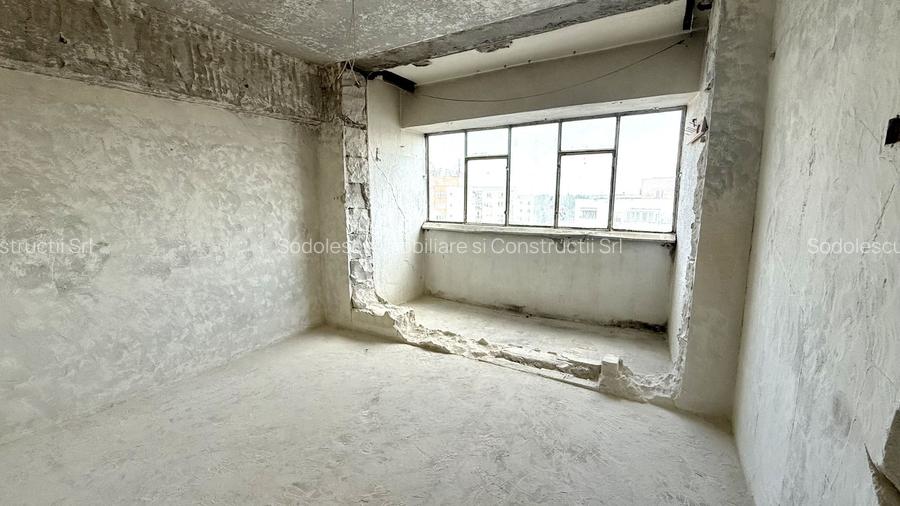 APARTAMENT SPATIOS CU VEDERE PE 2 PARTI - 2