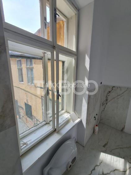 Spatiu comercial de inchiriat pe Lucian Blaga in centru Sebes - 4