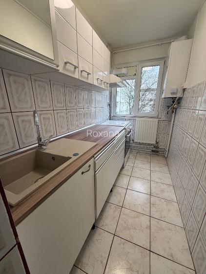 Perana fizica inchiriez ap3 camere ocupabil imediat, zona Calea Girocului - 2