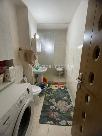 Apartament cu 3 camere, situat în zona Lipovei - 7