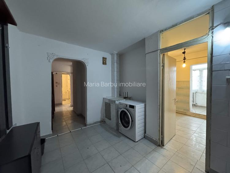 3 cam, 74 mp. decomandat, fara imbunatatiri, et.4, acoperis, Cuza Voda - 7