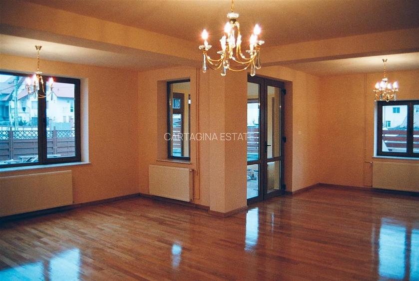 VILA TIP DUPLEX   PROXIMITATE JOLIE VILLE   STRADAL - 5