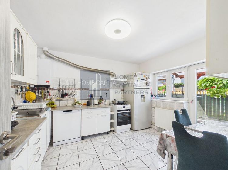 Casa de vanzare  |  Branesti  |  3 camere - 13