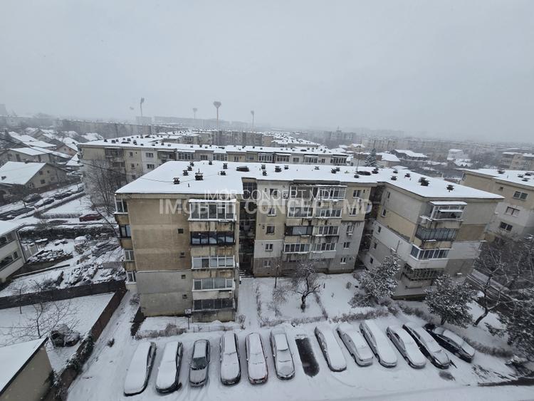 Vanzare apartament 4 camere, cu vedere panoramica, in zona Eroilor Ploiesti - 18