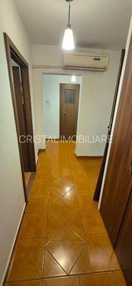 Vanzare apartament 3 camere, 2 bai, bloc 1984 - Titan, școala Mexic - 9