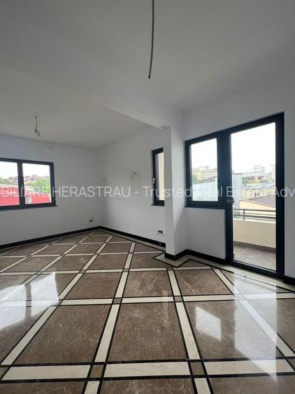 Vila neoclasica urbană | Palatul Parlamentului - 34