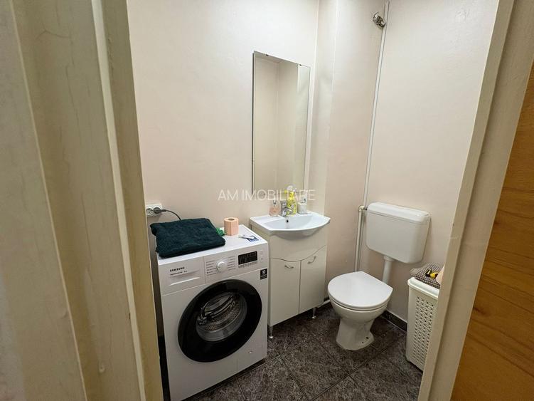 AP. 3 CAMERE P-TA SUDULUI, PARCARE ADP, CENTRALA PROPRIE,METROU 12 MIN - 8