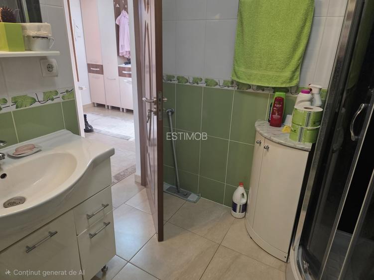 Vand casa Harman 4 camere  locatie centrala singur in curte - 10