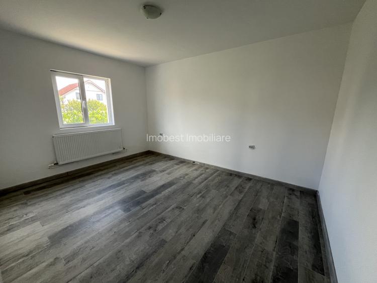 Exclusivitate! Casa cocheta la sol, 3 camere, partea dreapta, Valu lui Traian! - 5