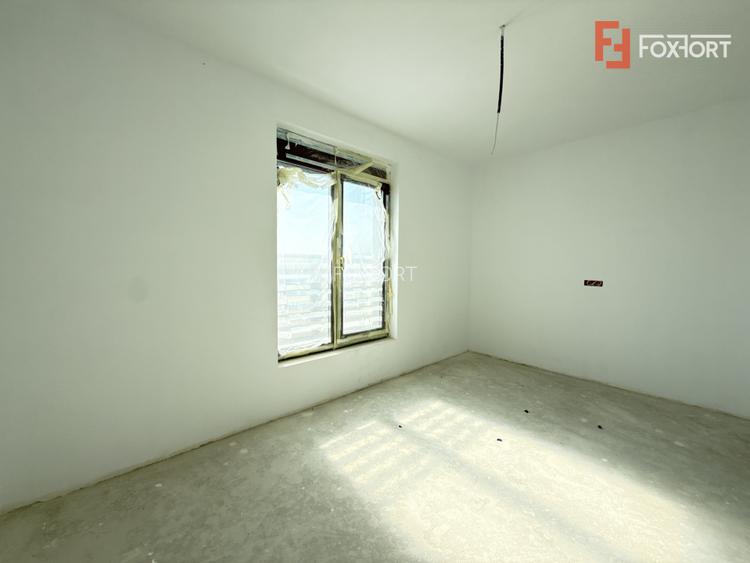 Duplex 4 camere situat la drum asfaltat, in Sacalaz - 25