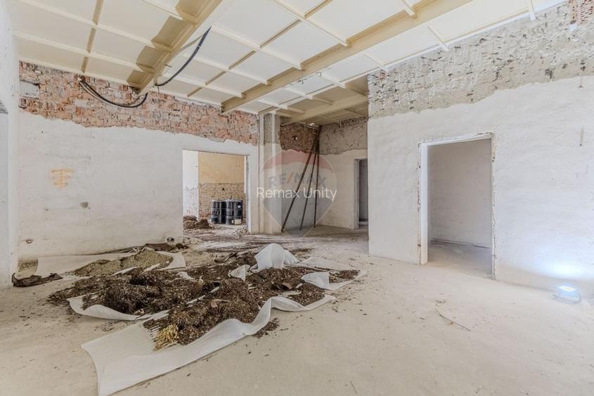 Spațiu industrial de 2060mp cu teren de 3358mp de vânzare Str Turnului - 48