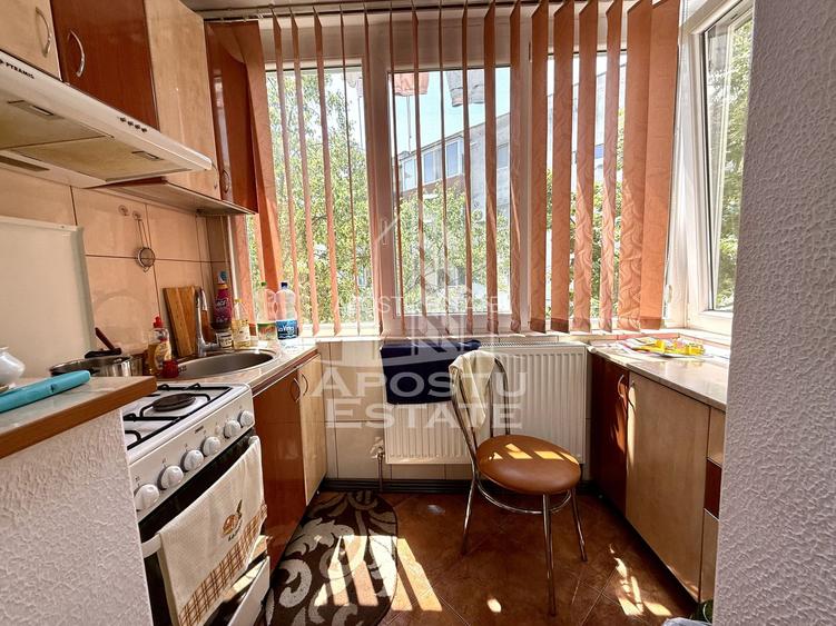 Apartament cu 2 camere, etaj 2, centrala proprie, zona Freidorf - 2