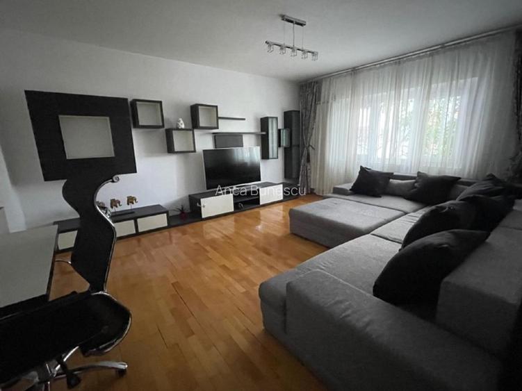 Apartament cu 3 camere de închiriat - 14
