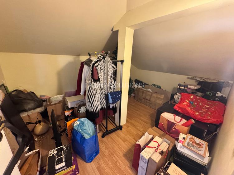 Casa deosebita sector 4 P+1+M. 6 cam.Util 418mp. Teren 1638m - 33