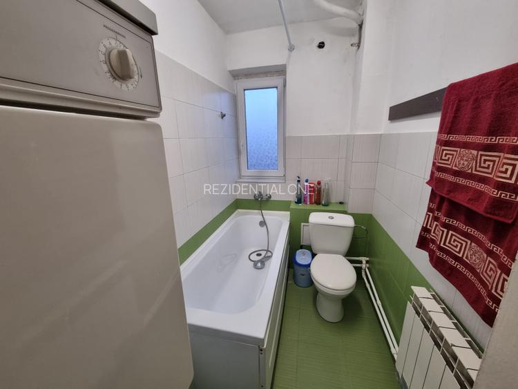 Ultracentral- 2 camere decomandate-ideal investiție- etaj intermediar - 6