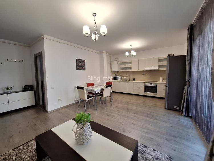 Apartament cu 3 camere, 61 mp, balcon, zona Terra - 2