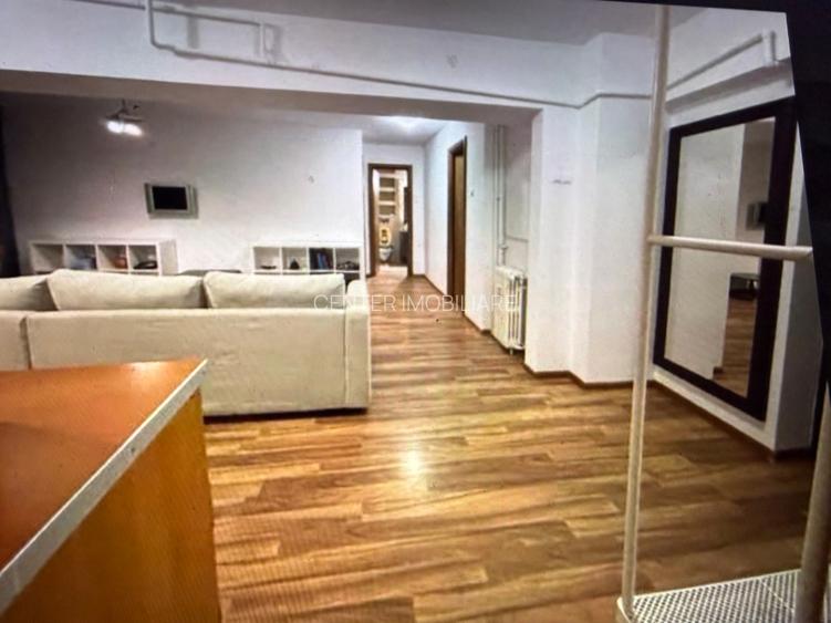 UNIRII,Biblioteca Națională, 3 camere deosebit, 100 mp, etaj 1, terase - 5
