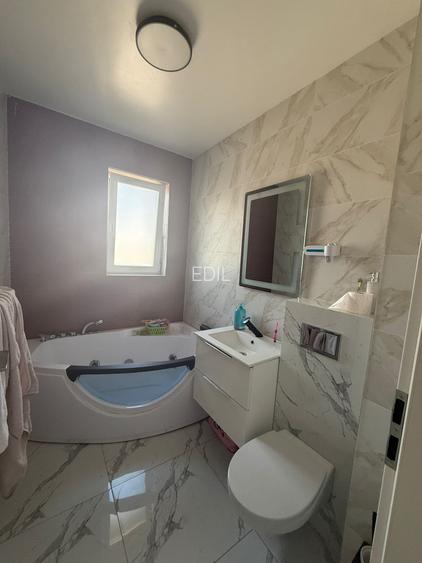 Apartament 3 camere semidecomandat zona Fagului - 10
