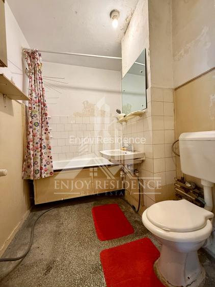 3 Camere circular | 6/10 | Metrou C-tin Brancusi la scara - 13