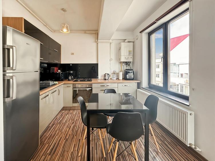 Studio compartimentat în 2 camere | Zona Campus | IComision 0 - 17