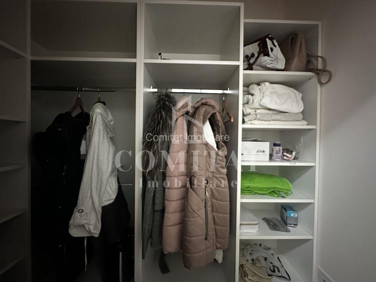 Apartament la etaj intermediar | Parcare | Zona Str Sportului - 13