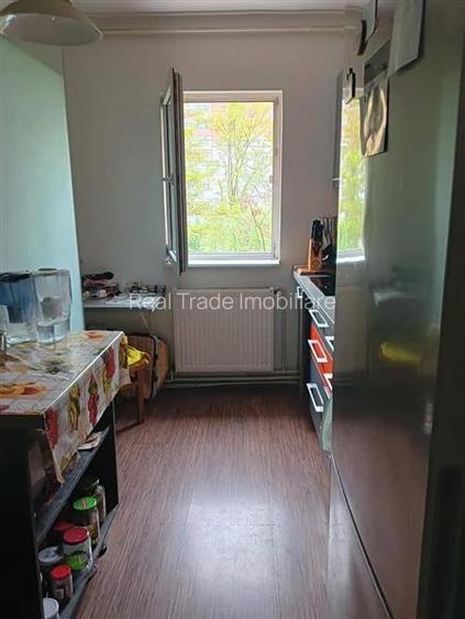 Apartament 3 camere etajul 2 zona Astra- Carpatilor - 4