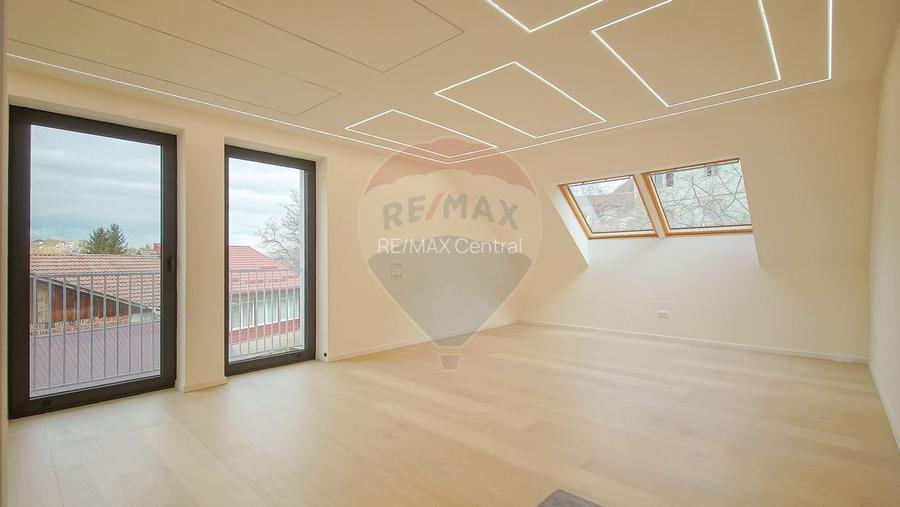 Armonie între tradiție și modernitate – Vilă contemporană în Brasov - 17