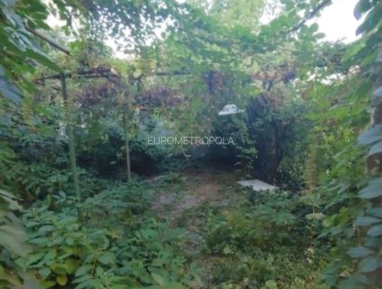 Vila cu arhitectura - 8