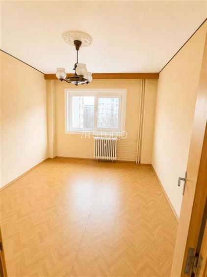 Vanzare apartament 2 camere Tei - 2