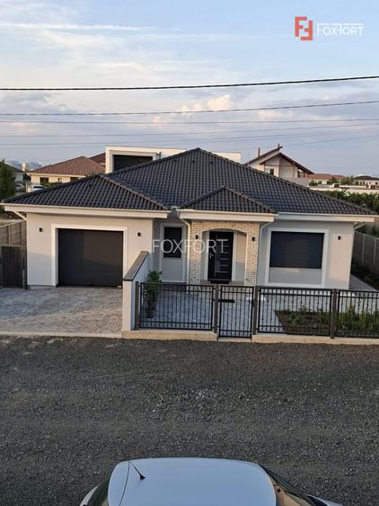 Casa individuala cu 5 camere si teren de 749 mp, zona Dumbravita - 3