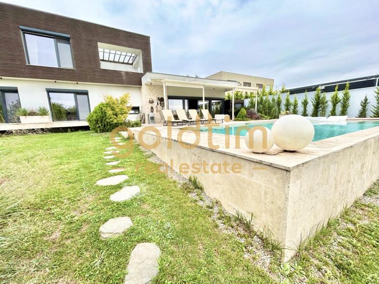 VILA SUPERBA/MOBILATA/UTILATA/PISCINA/CURTE 3000 MP/IESIRE LA LAC - 34