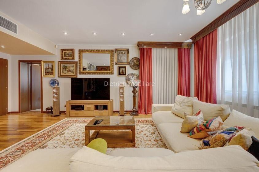 Penthouse spectaculos - Parcul Herastrau | 6 camere - 312 mp - 4