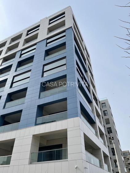 Faleza Nord-Solid House, 3 camere la cheie, vedere la mare, terasa  52 mp, garaj - 42