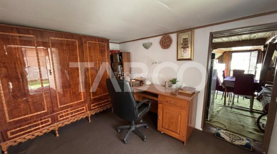 Casa individuala de vanzare Sura Mare zona deosebita - 2